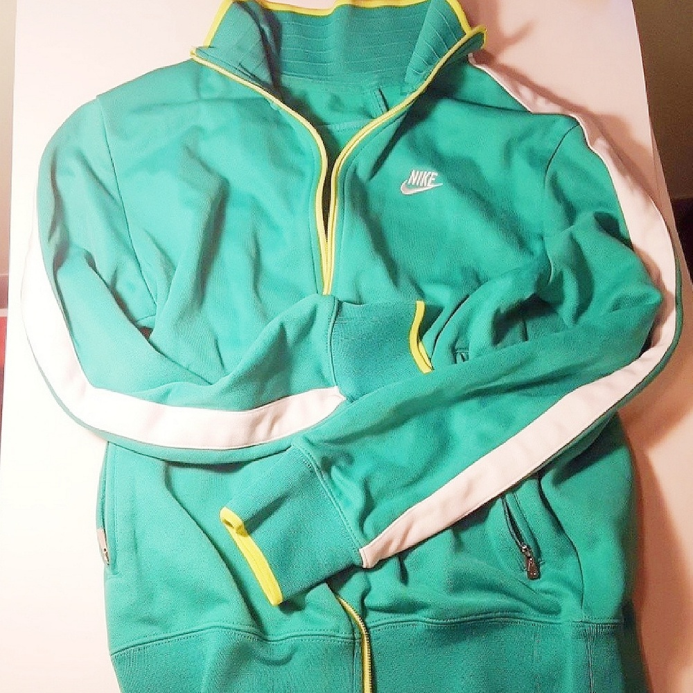 Dark Green & White Nike Large Girls Jacket